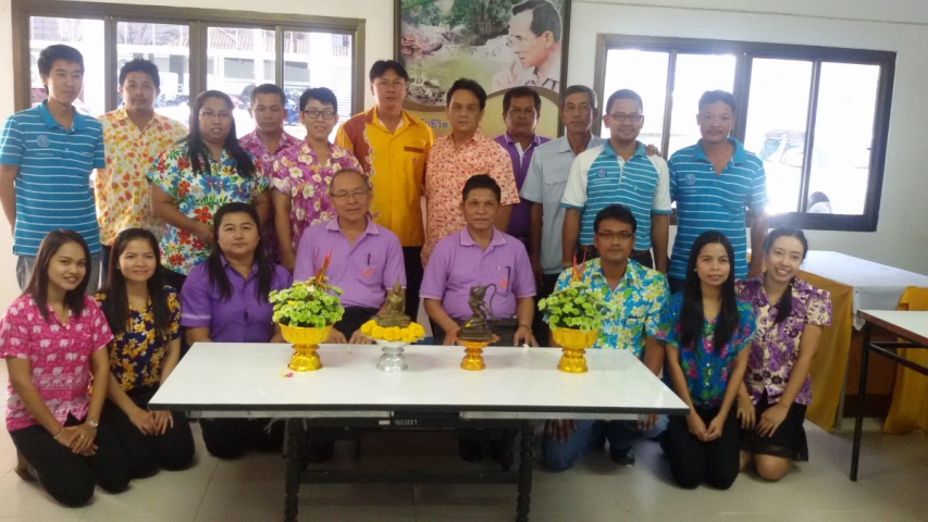 กปภ.สาขาสงขลา จัดกิจกรรมสนทนายามเช้า (Morning) ครั้ง 7/2558 และพิธีสรงน้ำพระ พร้อมรดน้ำขอพรผู้ใหญ่เนื่องในวันสงกรานต์