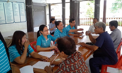 กปภ.สาขาท่าเรือจัดกิจกรรมเติมใจให้กัน (Home Care) ครั้งที่ 2 / 2558