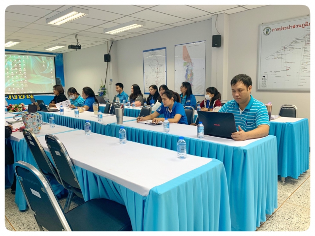 กปภ.สาขาสมุทรสาคร ร่วมประชุมซักซ้อมความเข้าใจ เรื่องโปรแกรมการบันทึกต้นทุน/เงินรับค่าติดตั้งมาตรวัดน้ำและวางท่อขยายเขต ผ่านเว็ปไซต์ กปภ.ข.3