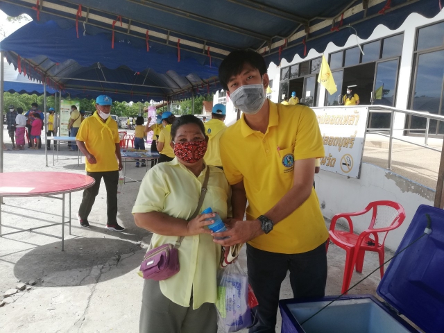 โครงการอำเภอยิ้ม..เคลื่อนที่  ณ วัดใหม่สงเคราะห์ราษฎร์(วัดผีขุด) หมู่ที่ 15 ตำบลบางปะกง อำเภอบางปะกง จังหวัดฉะเชิงเทรา