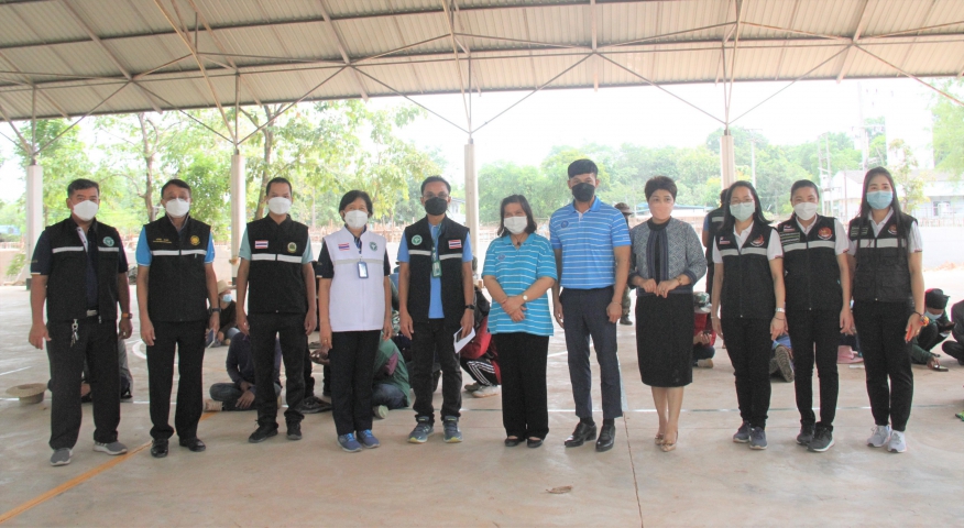 ศูนย์อนามัยที่ 8 อุดรธานี มอบชุดตรวจ ATK ให้กับแรงงานที่ปฏิบัติงานโครงการก่อสร้างปรับปรุงขยายเขตจำหน่ายน้ำ พื้นที่ กปภ.ข.7