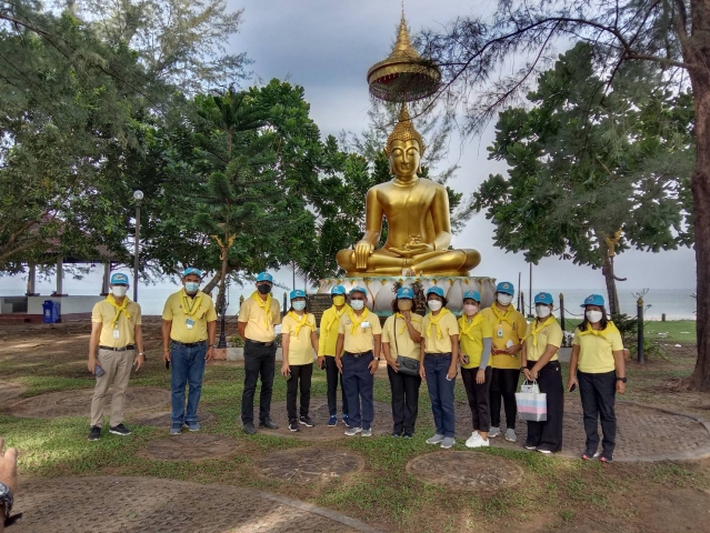 กปภ.สาขาตะกั่วป่า ร่วมกิจกรรมจิตอาสา เนื่องในวันคล้ายวันพระบรมราชสมภพ พระบาทสมเด็จพระบรมชนกาธิเบศร มหาภูมิพลอดุลยเดชมหาราช บรมนาถบพิตร 5 ธันวาคม 2564