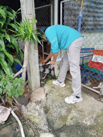 การประปาส่วนภูมิภาคสาขากาญจนดิษฐ์ ลงพื้นที่ตรวจสอบมาตรวัดน้ำ ทดสอบมาตร 0 คิว และทำการตีตรามาตร ผูกลวด ในพื้นที่ตำบลปากแพรก อำเภอดอนสัก จังหวัดสุราษฎร์ธานี