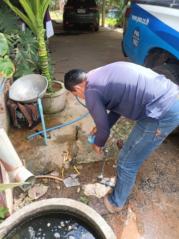 การประปาส่วนภูมิภาคสาขาอ่าวลึกลงพื้นที่ตรวจสอบมาตรวัดน้ำ 0 หน่วย มาตรวัดน้ำชำรุด และมาตรตาย