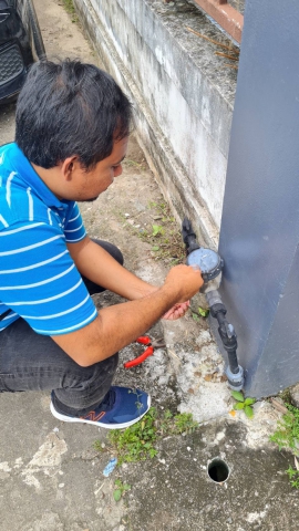 การประปาส่วนภูมิภาคสาขาจันดี ลงพื้นที่ตรวจสอบมาตรวัดน้ำ ทดสอบมาตร 0 คิว และทำการตีตรามาตร ผูกลวด