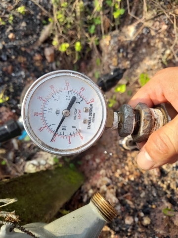 การประปาส่วนภูมิภาคสาขากาญจนดิษฐ์ ตรวจวัดแรงดันน้ำที่เหมาะสมตามมาตรฐานการให้บริการของ กปภ. ประจำเดือน กุมภาพันธ์ 2566 ในเขตพื้นที่บริการของ กปภ.สาขากาญจนดิษฐ์