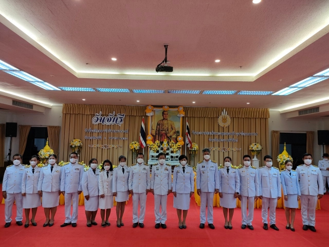 การประปาส่วนภูมิภาคสาขาประจวบคีรีขันธ์ เข้าร่วมพิธีถวายราชสักการะ เนื่องในวันพระบาทสมเด็จพระพุทธยอดฟ้าจุฬาโลกมหาราช และวันที่ระลึกมหาจักรีบรมราชวงศ์ ประจำปี 2566