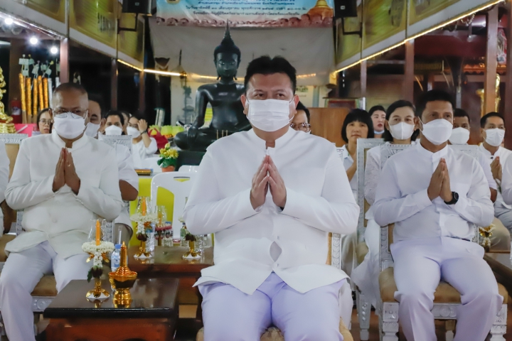 กปภ.สาขากำแพงเพชร ร่วมกิจกรรมเวียนเทียนที่วัดพระบรมธาตุ พระอารามหลวง เนื่องในวันวิสาขบูชา