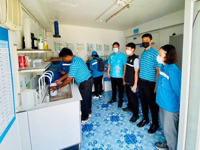 น้ำคือชีวิต Water is Life คุณภาพน้ำประปาต้องมาก่อน สร้างความเชื่อมั่น สร้างความมั่นใจ สร้างความประทับใจ เพราะเราใส่ใจคุณภาพน้ำประปา กปภ.สาขากาญจนดิษฐ์