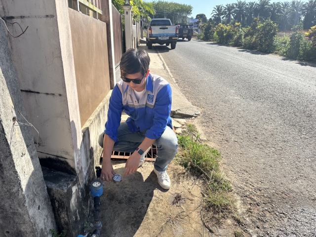 การประปาส่วนภูมิภาคสาขากระบี่ ดำเนินการตามแผนงานบริการและควบคุมน้ำสูญเสีย ตรวจสอบแรงดันน้ำ