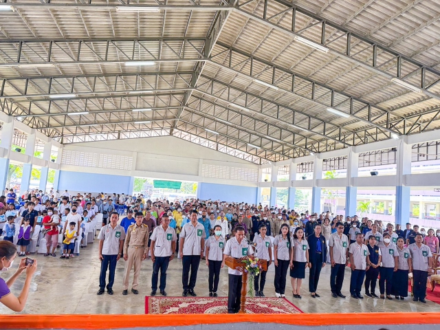 กปภ.สาขาตะกั่วป่า ร่วมกิจกรรมออกบูธบริการน้ำดื่มบรรจุขวดตราสัญลักษณ์กปภ. "โครงการจังหวัดเคลื่อนที่ ประจำปีงบประมาณ พ.ศ.2566"