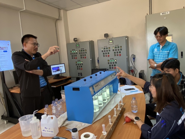 กปภ.สาขาขอนแก่น (พ) จัดอบรมการควบคุมคุณภาพน้ำ (On-the-job training ) แก่พนักงานเเละลูกจ้างสายงานผลิต ที่ได้รับการเเต่งตั้งบรรจุใหม่