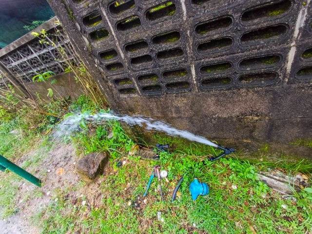 การประปาส่วนภูมิภาคสาขาตะกั่วป่า ดำเนินการตามแผนงานบริการและควบคุมน้ำสูญเสีย ตรวจสอบแรงดันน้ำ ประจำเดือนกรกฎาคม ปี 2566