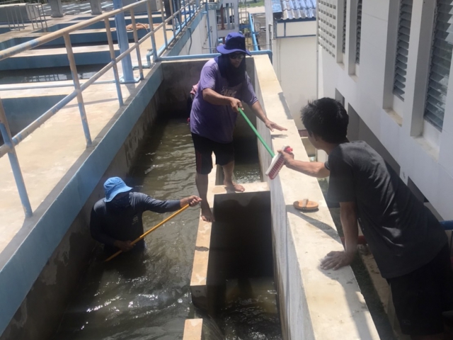 การประปาส่วนภูมิภาคสาขากุยบุรี ดำเนินการล้างถังตกตะกอนโรงกรองน้ำ 400 ลบม./ชม.ตามแนวทางการดำเนินการโครงการจัดการน้ำสะอาด (WSP) ประจำเดือนสิงหาคม 2566