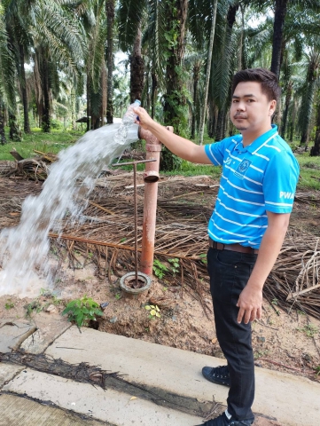 การประปาส่วนภูมิภาคสาขาท่าแซะ ดำเนินการตามแผนงานบริการและควบคุมน้ำสูญเสีย ลงพื้นที่ดำเนินการระบายตะกอนในเส้นท่อจ่ายน้ำ (Blow off) ผ่านหัวดับเพลิง