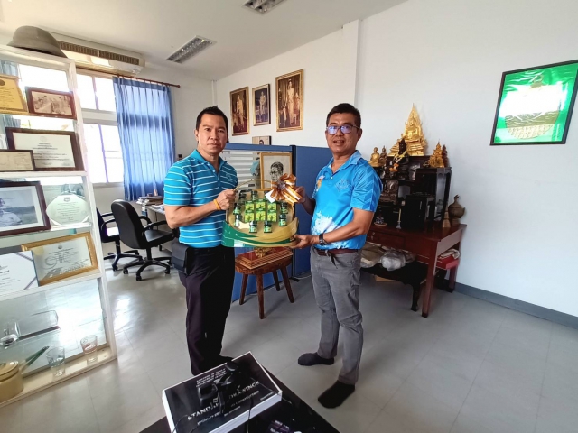 การประปาส่วนภูมิภาคสาขาประจวบคีรีขันธ์ เข้าพบ หัวหน้าหมวดทางหลวงประจวบคีรีขันธ์เพื่อสร้างความสัมพันธ์ที่ดีกับลูกค้าผู้มีส่วนได้เสีย