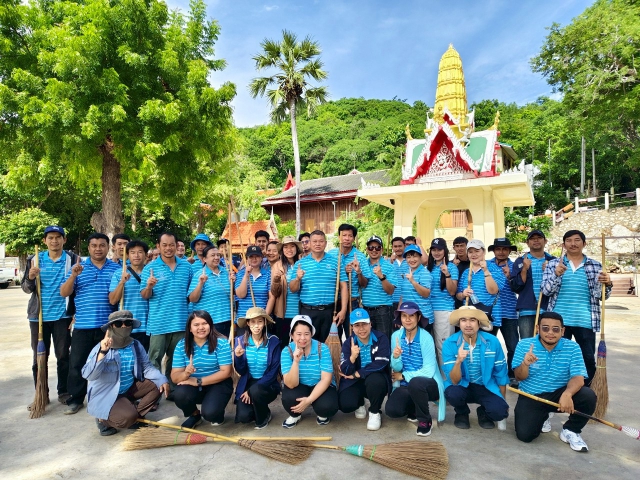 กปภ.สาขาเพชรบุรี ดำเนินกิจกรรมจิตอาสาบำเพ็ญสาธารณประโยชน์และบำเพ็ญสาธารณกุศลเฉลิมพระเกียรติสมเด็จพระนางเจ้าฯ พระบรมราชินี เนื่องในโอกาสวันเฉลิมพระชนมพรรษา 3 มิถุนายน 2568