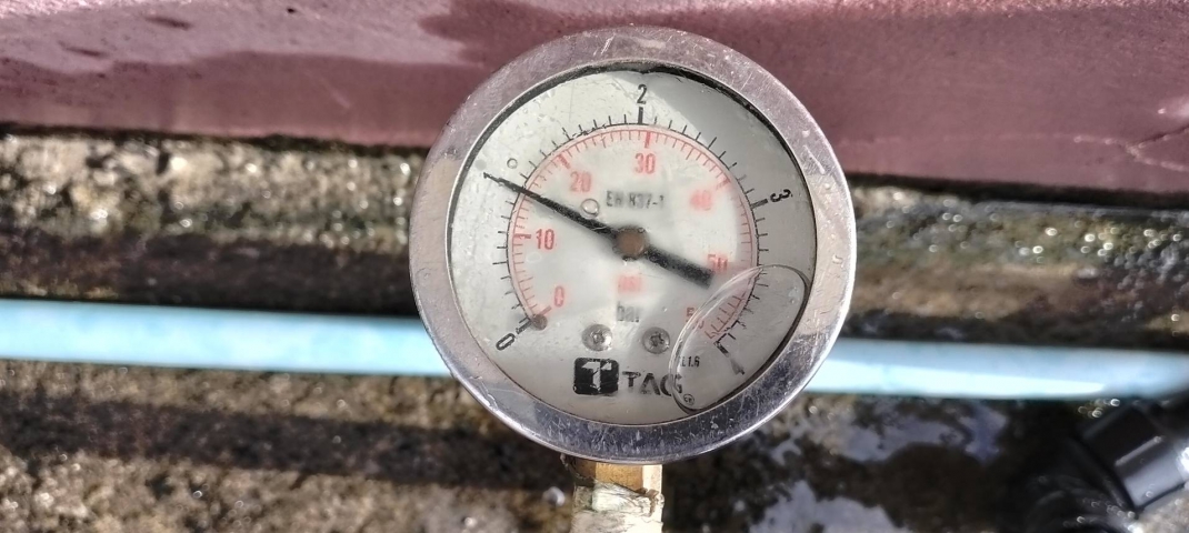 การประปาส่วนภูมิภาคสาขาปากพนัง ลงพื้นที่ตรวจสอบแรงดันน้ำ ดำเนินการตามแผนงานบริการและควบคุมน้ำสูญเสีย ประจำเดือนตุลาคม 2568