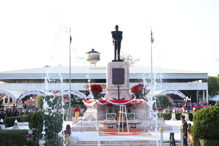 การประปาส่วนภูมิภาคสาขาชุมพร ร่วมงาน "วันทหารผ่านศึก"  ในพิธีวางพวงมาลา ณ พระอนุสาวรีย์ พลเรือเอก พระเจ้าบรมวงศ์เธอ พระองค์เจ้าอาภากรเกียรติวงศ์ กรมหลวงชุมพรเขตอุดมศักดิ์ ค่ายเขตอุดมศักดิ์ จังหวัดชุมพร