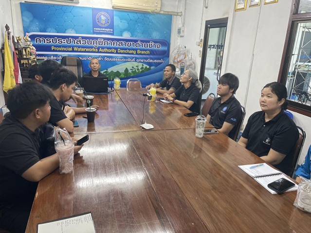 การจัดกิจกรรมสนทนายามเช้า Morning Talk