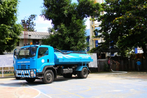 ไฟล์แนบ การประปาส่วนภูมิภาคสาขาเชียงใหม่ (พ) นำรถบริการน้ำประปา ให้บริการแก่โรงเรียนโสตศึกษา อนุสารสุนทร จังหวัดเชียงใหม่  