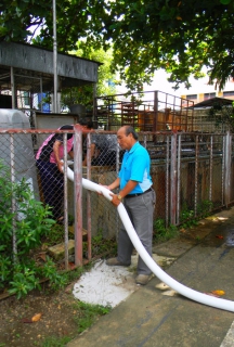 ไฟล์แนบ การประปาส่วนภูมิภาคสาขาเชียงใหม่ (พ) นำรถบริการน้ำประปา ให้บริการแก่โรงเรียนโสตศึกษา อนุสารสุนทร จังหวัดเชียงใหม่  