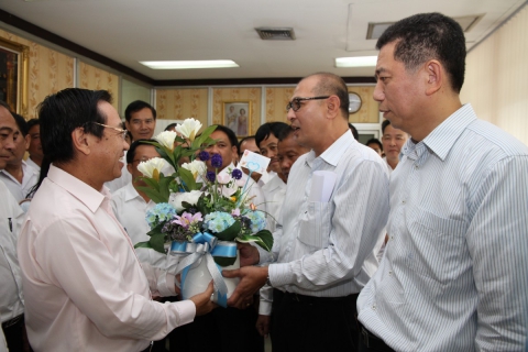 ไฟล์แนบ ขอแสดงความยินดีกับรองผู้ว่าการ (ปฏิบัติการ ๔) ในโอกาสรับตำแหน่งใหม่