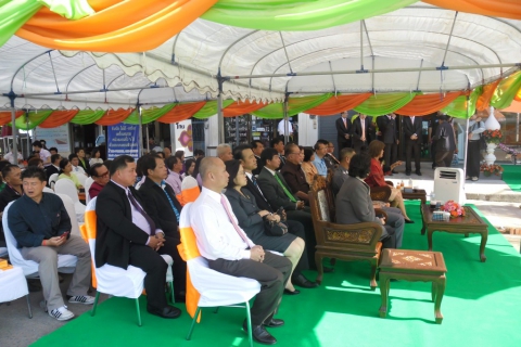 ไฟล์แนบ ผจก.กปภ.สาขาพะเยา เข้าร่วมแสดงความยินดีในการเปิด ธอส. สาขาพะเยา