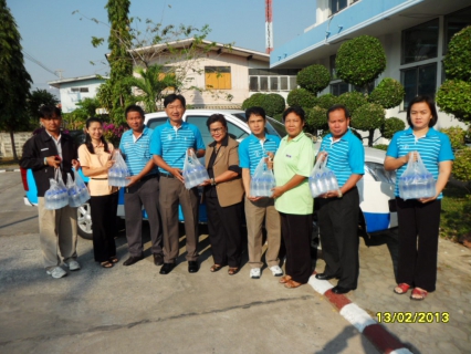 ไฟล์แนบ กปภ.สาขาร้อยเอ็ด ร่วมสืบสานประเพณีพื้นบ้านชาวอีสาน สนับสนุนน้ำดื่มน้ำดื่มตราสัญลักษณ์ กปภ. ในงานประเพณีบุญผะเหวด งานประเพณีประจำจังหวัดร้อยเอ็ด