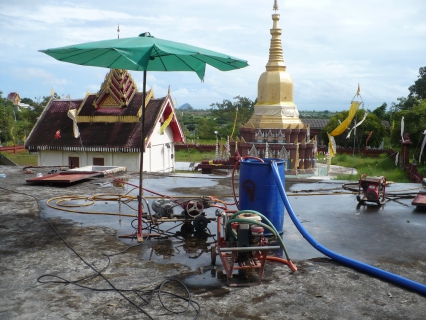 ไฟล์แนบ การประปาส่วนภูมิภาคสาขาจันทบุรี ล้างถังน้ำใสที่สถานีจ่ายน้ำบางกระไชย
