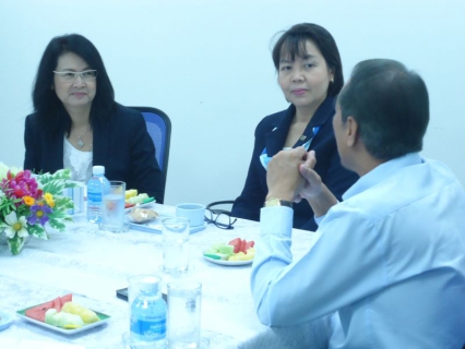 ไฟล์แนบ กปภ.สาขารังสิต(พ) ให้การต้อนรับนางสาวสุทธิลักษณ์  ยอดพยุง ผู้จัดการสำนักงานประปาบางเขนและคณะ เพื่อหารือถึงความคืบหน้าในการแก้ไขปัญหาน้ำประปาไม่เพียงพอต่อความต้องการในพื้นที่ ต.คูคต อ.ลำลูกกา จ.ปทุมธานี 