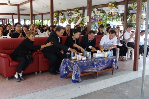 ไฟล์แนบ ผู้ว่าการการประปาส่วนภูมิภาค ลงพื้นที่มอบนโยบาย การประปาส่วนภูมิภาคเขต 6 พร้อมร่วมงานฌาปนกิจศพ พนักงาน กปภ. ที่เสียชีวิตขณะปฏิบัติหน้าที่