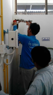 ไฟล์แนบ กปภ.สาขาเด่านช้างทำการซ่อมท่อส่งแก๊สคลอรีน