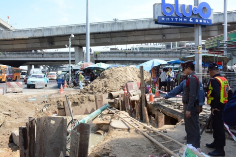 ไฟล์แนบ กปภ.สาขารังสิต(พ) รายงานความคืบหน้าการซ่อมแซมท่อเมนขนาด 1200 มม. บริเวณหน้าโรงภาพยนตร์เมเจอร์ รังสิต 