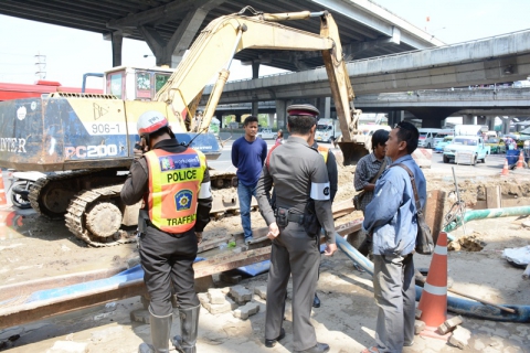 ไฟล์แนบ กปภ.สาขารังสิต(พ) รายงานความคืบหน้าการซ่อมแซมท่อเมนขนาด 1200 มม. บริเวณหน้าโรงภาพยนตร์เมเจอร์ รังสิต 