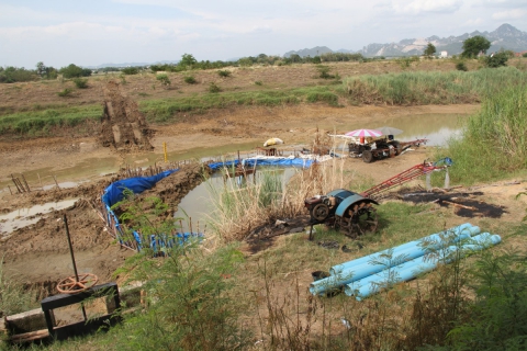 ไฟล์แนบ ผวก.กปภ.ตรวจเยี่ยมสถานการณ์ภัยแล้งในพื้นที่ กปภ.ข.2