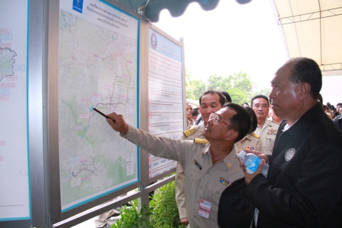 ไฟล์แนบ นายชุมพล โชคพงษ์อุดมชัย รองผู้ว่าการ(ปฏิบัติการ 4) รักษาการแทนผู้ว่าการการประปาส่วนภูมิภาค เข้าร่วมต้อนรับพลเอก ประยุทธ์ จันทร์โอชา นายกรัฐมนตรี และคณะในกิจกรรมการตรวจติดตามการบริหารจัดการน้ำ และการแก้ปัญหาภัยแล้งจังหวัดนครราชสีมา