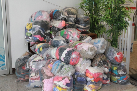 ไฟล์แนบ กปภ.เขต.1 จัดโครงการ CSR เสื้อผ้ามือสอง ให้น้องได้เรียน