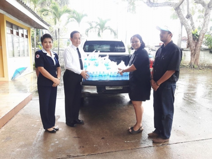 ไฟล์แนบ การประปาส่วนภูมิภาคสาขาชุมพร มอบน้ำดื่มบรรจุขวดตราสัญลักษณ์ ช่วยเหลือผู้ประสบอุทัยภัยในพื้นที่จังหวัดชุมพร