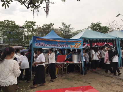 ไฟล์แนบ กปภ.สาขาชุมพวงบริการน้ำดื่มแก่ผู้ร่วมกิจกรรมรำบวงสรวงท้าวสุรนารี