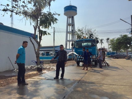 ไฟล์แนบ การประปาส่วนภูมิภาคสาขาสมุทรสงคราม ร่วมแรงร่วมใจปรับภูมิทัศน์เพื่อเตรียมการติดตั้ง  Drive Thru 