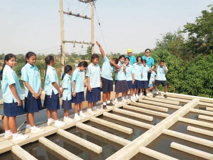 ไฟล์แนบ กปภ.สาขาเลาขวัญ นำเยาวชนโรงเรียนอนุบาลวัดเลาขวัญ เข้าศึกษาดูงานระบบผลิตน้ำประปาในหัวข้อ ประหยัดน้ำ คุณทำได้ 