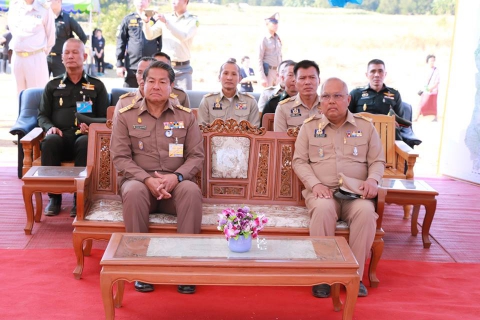 ไฟล์แนบ กปภ.สาขาเพชรบูรณ์  ร่วมต้อนรับ นายพลากร สุวรรณรัฐ องคมนตรีพร้อมคณะ