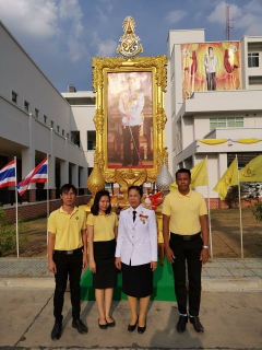 ไฟล์แนบ กปภ.สาขาผักไห่ เข้าร่วมพิธีถวายพระราชสักการะเบื้องหน้าพระบรมฉายาลักษณ์ พระบาทสมเด็จพระเจ้าอยู่หัว