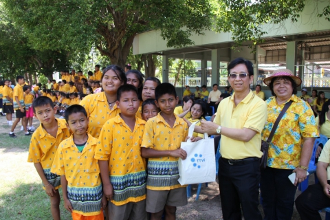 ไฟล์แนบ กปภ.ข.๓ ร่วมอนุรักษ์วัฒนธรรมประเพณี ถวายเทียนจำนำพรรษา และทอดผ้าป่าสามัคคี ณ โรงเรียนวัดบ้านหม้อ (ประชารังษี)