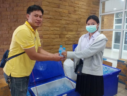 ไฟล์แนบ กปภ.สาขาจันทบุรี สนับสนุนน้ำดื่มตราสัญลักษณ์ กปภ. ในการจัดกิจกรรม โครงการทศวรรษโรงพยาบาลจุฬาภรณ์ธรรมสัญจรเพื่อศูนย์การแพทย์ภัทรมหาราชานุสรณ์ อ.เมือง จ.จันทบุรี 