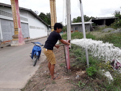 ไฟล์แนบ การประปาส่วนภูมิภาคสาขาเลาขวัญ ล้างตะกอนในเส้นท่อ บริเวณพื้นที่จ่ายน้ำหนองฝ้าย อ.เลาขวัญ จ.กาญจนบุรี 