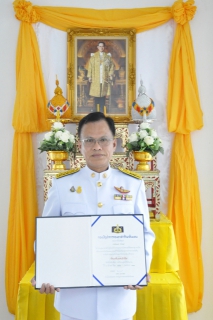 ไฟล์แนบ ผู้อำนวยการการประปาส่วนภูมิภาคเขต 6 รับมอบเครื่องหมาย รักษาดินแดนยิ่งชีพ 