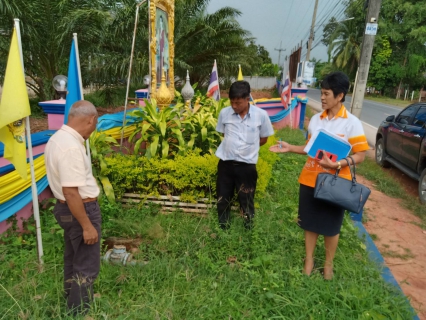 ไฟล์แนบ วันที่ พฤหัสบดีที่ 21 พฤศจิกายน 2562 นางอัญชลี รัตนสุภา ผู้จัดการการประปาส่วนภูมิภาคสาขากาญจนดิษฐ์ พร้อมหัวหน้างานผลิต หัวหน้างานบริการและควบคุมน้ำสูญเสีย และพนักงานในสังกัด เข้าตรวจสอบมาตรน้ำ ขนาด 2 นิ้ว โรงเรียนเตรียมอุดมศึกษาพัฒนาการ เนื่องจากมาตรวัดน้ำไม่มีการเคลื่อนไหว จากการรายงานของเจ้าหน้าที่อ่านมาตร เพื่อตรวจสอบการใช้น้ำของโรงเรียน เนื่องจากเป็นมาตรขนาดใหญ่และได้ให้คำปรึกษาและแก้ไขแก่ครูผู้ดูแลระบบประปา และรับทราบว่าทางโรงเรียนนั้นใช้ระบบประปาภายในสถานศึกษาคือใช้ระบบประปาบาดาลภายในสถานศึกษา จึงทำให้ไม่ใช้น้ำประปาของ กปภ.แต่ติดตั้งมาตรเพื่อสำรองน้ำกรณีระบบน้ำประปาภายในสถานศึกษามีปัญหา
