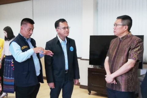 ไฟล์แนบ ผอ.กปภ.ข.6 และคณะผู้บริหาร พบผู้ว่าราชการจังหวัดขอนแก่น สวัสดีปีใหม่ 2563